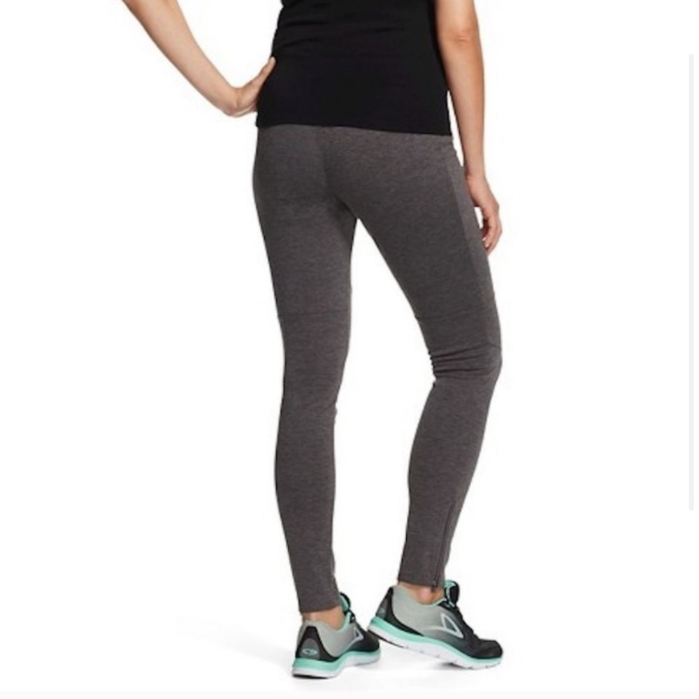 Liz Lange Maternity Grey Legging Comfy Pant Size Medium - Picture 2 of 7